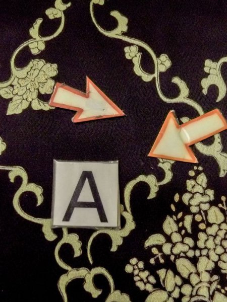 画像14: M0728F  小紋 女性用着物  シルク(正絹)   黒, 花 【中古】 【USED】 【リサイクル】 ★★★☆☆ (14)