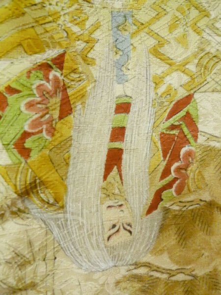 画像7: M0728H Mint  小紋 女性用着物 歌舞伎柄 シルク(正絹)   ベージュ, ぼたん 【中古】 【USED】 【リサイクル】 ★★★★☆ (7)