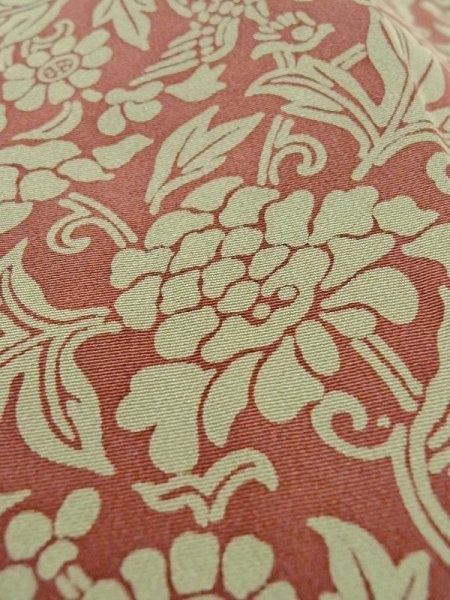 画像9: M0728K  小紋 女性用着物  シルク(正絹)   ベージュ, 花 【中古】 【USED】 【リサイクル】 ★★☆☆☆ (9)