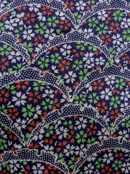 画像6: M0728R Mint  小紋 女性用着物  シルク(正絹)   藍, 桜 【中古】 【USED】 【リサイクル】 ★★★★★ (6)