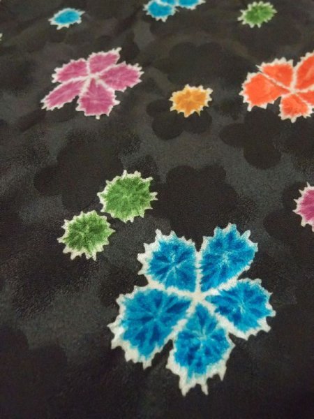 画像8: M0728T  小紋 女性用着物  シルク(正絹)   黒, 花 【中古】 【USED】 【リサイクル】 ★★★☆☆ (8)