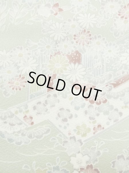 画像7: M0728U  小紋 女性用着物  シルク（正絹）  淡い 緑色, ぼたん 【中古】 【USED】 【リサイクル】 ★★★★☆ (7)