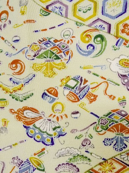 画像5: M0729A Mint  小紋 女性用着物  シルク(正絹)   アイボリー, 菊 【中古】 【USED】 【リサイクル】 ★★★★☆ (5)