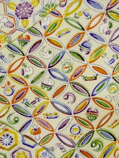 画像7: M0729A Mint  小紋 女性用着物  シルク(正絹)   アイボリー, 菊 【中古】 【USED】 【リサイクル】 ★★★★☆ (7)