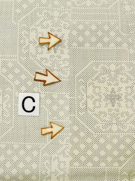 画像16: M0808B  女性用 大島紬  シルク(正絹)   アイボリー, 四角 【中古】 【USED】 【リサイクル】 ★★☆☆☆ (16)