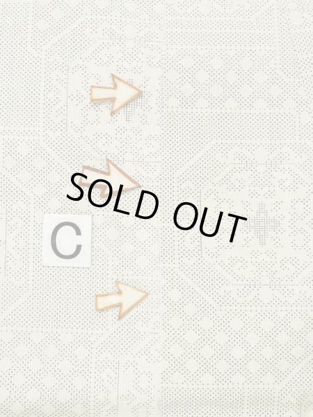 画像16: M0808B  女性用 大島紬  シルク（正絹）   アイボリー, 四角 【中古】 【USED】 【リサイクル】 ★★☆☆☆ (16)