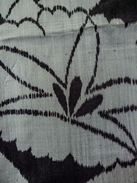 画像5: M0808Y  女性用 単衣  シルク(正絹)  茶色み 黒, 花 【中古】 【USED】 【リサイクル】 ★☆☆☆☆ (5)