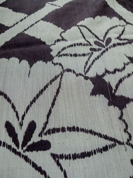 画像8: M0808Y  女性用 単衣  シルク(正絹)  茶色み 黒, 花 【中古】 【USED】 【リサイクル】 ★☆☆☆☆ (8)