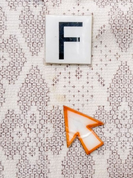 画像17: M0818M  女性用 単衣  シルク(正絹)  灰色がかった 赤色, 花菱 【中古】 【USED】 【リサイクル】 ★★☆☆☆ (17)