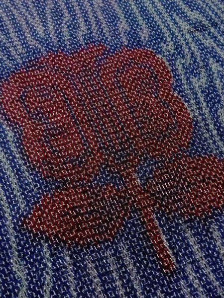 画像8: M0818O  女性用 単衣 遠州椿柄 シルク(正絹)   紺, 花 【中古】 【USED】 【リサイクル】 ★★☆☆☆ (8)