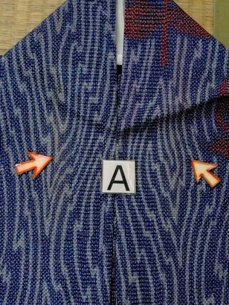 画像14: M0818O  女性用 単衣 遠州椿柄 シルク(正絹)   紺, 花 【中古】 【USED】 【リサイクル】 ★★☆☆☆ (14)