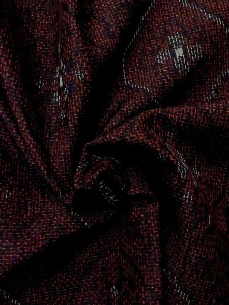 画像9: M0829A Mint  女性用 大島紬  シルク(正絹)  深い えんじ, 抽象的模様 【中古】 【USED】 【リサイクル】 ★★★★☆ (9)