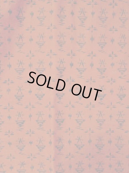 画像3: M0829C  女性用 道行  シルク（正絹）   朱赤, 抽象的模様 【中古】 【USED】 【リサイクル】 ★★☆☆☆ (3)