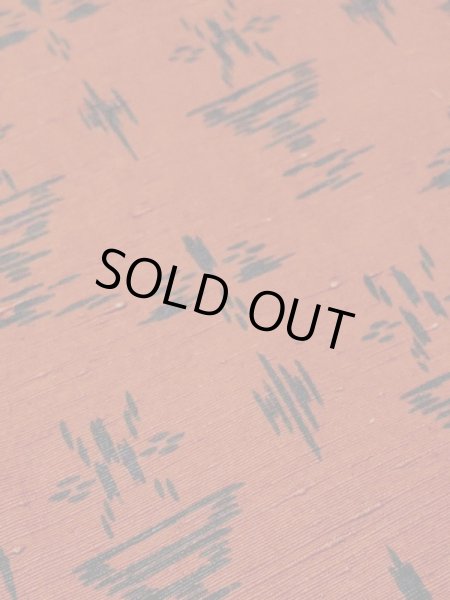 画像8: M0829C  女性用 道行  シルク（正絹）   朱赤, 抽象的模様 【中古】 【USED】 【リサイクル】 ★★☆☆☆ (8)