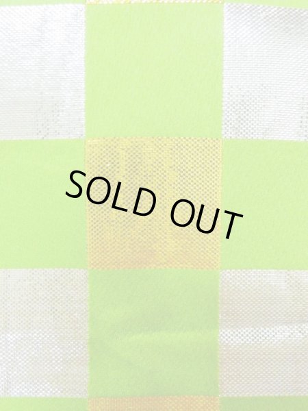 画像3: M0901H 半幅帯 女性用着物 シルク(正絹)  光沢のある 黄緑色 四角 【中古】 【USED】 【リサイクル】 ★★★☆☆ (3)