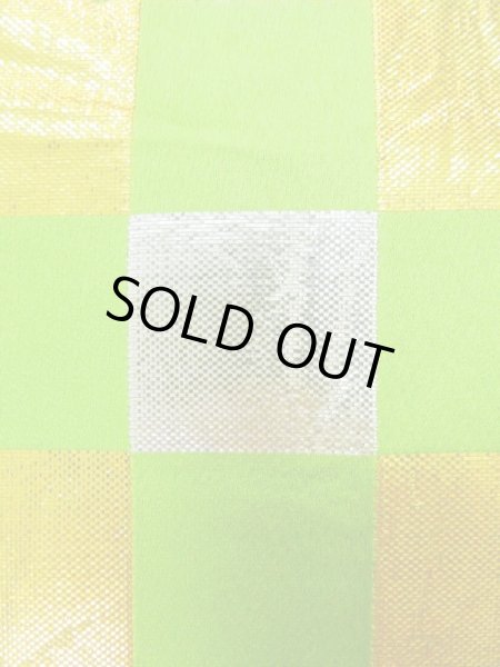 画像4: M0901H 半幅帯 女性用着物 シルク(正絹)  光沢のある 黄緑色 四角 【中古】 【USED】 【リサイクル】 ★★★☆☆ (4)