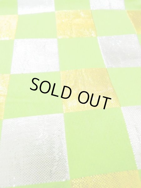 画像6: M0901H 半幅帯 女性用着物 シルク(正絹)  光沢のある 黄緑色 四角 【中古】 【USED】 【リサイクル】 ★★★☆☆ (6)