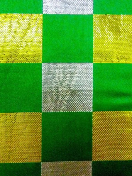 画像4: M0901T 半幅帯 女性用着物 シルク(正絹)  光沢のある 緑色 チェック柄 【中古】 【USED】 【リサイクル】 ★★☆☆☆ (4)