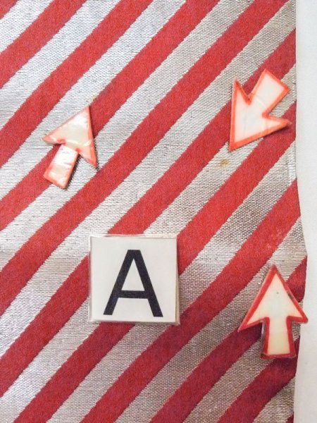 画像8: M0901U 半幅帯 女性用着物 シルク(正絹)  光沢のある 赤色 縞 【中古】 【USED】 【リサイクル】 ★★☆☆☆ (8)