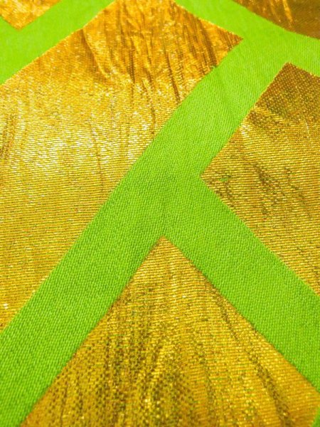 画像5: M0902D 半幅帯 女性用着物 シルク(正絹)   黄緑色 檜垣文 【中古】 【USED】 【リサイクル】 ★★★☆☆ (5)