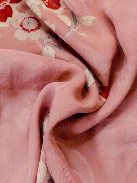 画像11: M0907A  女性用 羽織 全体的に汚れ、染みあり。 シルク(正絹)   桃色, 花 【中古】 【USED】 【リサイクル】 ★★☆☆☆ (11)