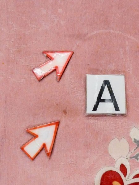 画像14: M0907A  女性用 羽織 全体的に汚れ、染みあり。 シルク(正絹)   桃色, 花 【中古】 【USED】 【リサイクル】 ★★☆☆☆ (14)