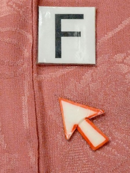 画像17: M0907B  女性用 羽織  シルク(正絹)  淡い 珊瑚色,  【中古】 【USED】 【リサイクル】 ★☆☆☆☆ (17)