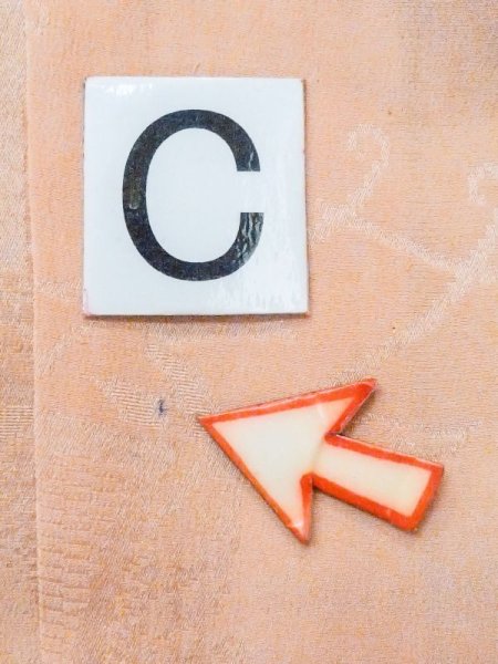 画像15: M0907E  女性用 羽織  シルク(正絹) 淡い 薄い 橙色,  【中古】 【USED】 【リサイクル】 ★★☆☆☆ (15)