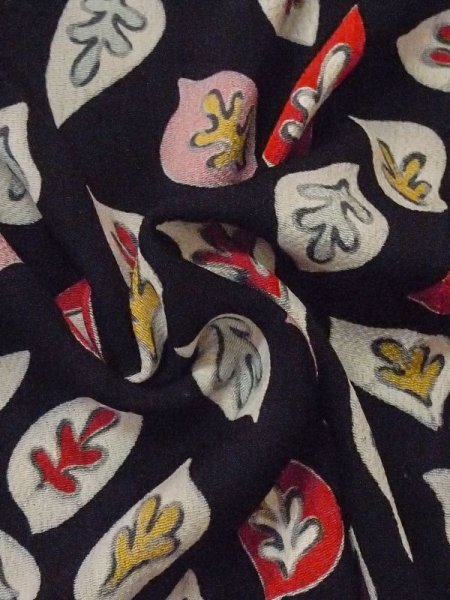 画像12: M0907G  女性用 羽織  シルク(正絹)   黒, 葉 【中古】 【USED】 【リサイクル】 ★☆☆☆☆ (12)