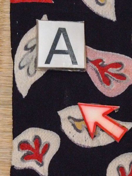 画像14: M0907G  女性用 羽織  シルク(正絹)   黒, 葉 【中古】 【USED】 【リサイクル】 ★☆☆☆☆ (14)