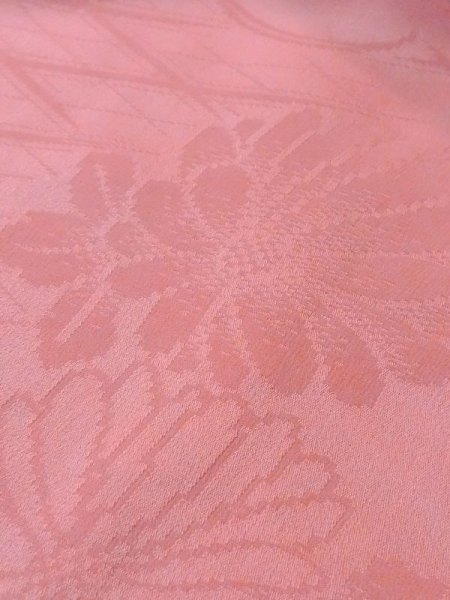 画像12: M0907I  女性用 羽織 地紋:笹、菱柄 シルク(正絹)   桃色, 桐 【中古】 【USED】 【リサイクル】 ★★☆☆☆ (12)