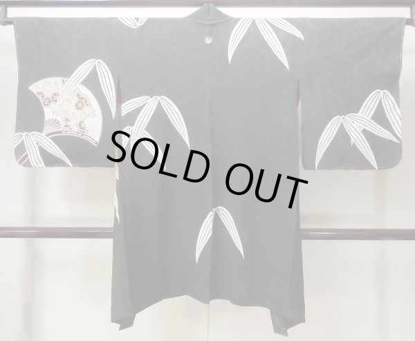 画像2: M0907J  女性用 羽織  シルク（正絹）   黒, 松/松葉 【中古】 【USED】 【リサイクル】 ★★☆☆☆ (2)