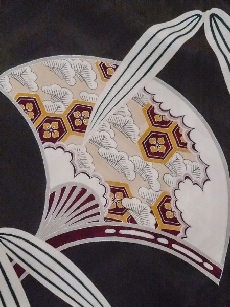 画像7: M0907J  女性用 羽織  シルク(正絹)   黒, 松/松葉 【中古】 【USED】 【リサイクル】 ★★☆☆☆ (7)