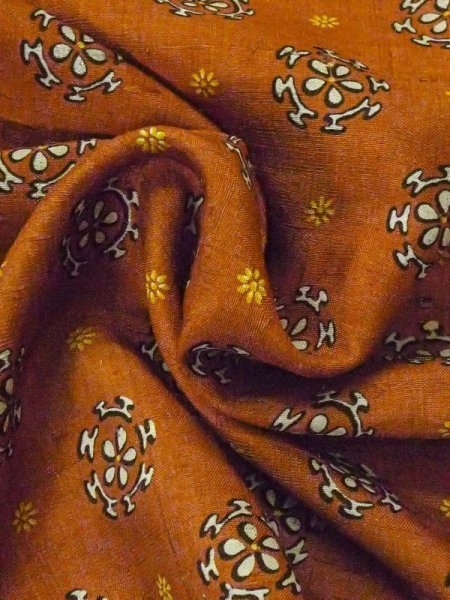 画像9: M0907Q  女性用 羽織  シルク(正絹) 深い 鮮やか 橙色, 花 【中古】 【USED】 【リサイクル】 ★★☆☆☆ (9)