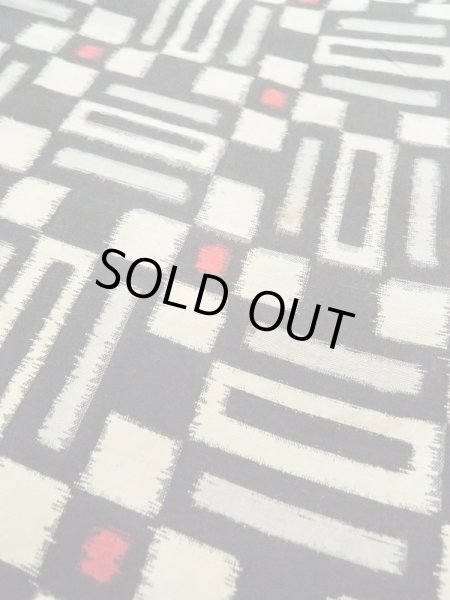 画像9: M0907U  女性用 羽織  シルク(正絹)   黒, 幾何学模様 【中古】 【USED】 【リサイクル】 ★★☆☆☆ (9)