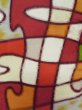 画像8: M0907W  女性用 羽織  シルク（正絹）  鮮やか マルチカラー, 抽象的模様 【中古】 【USED】 【リサイクル】 ★★☆☆☆ (8)