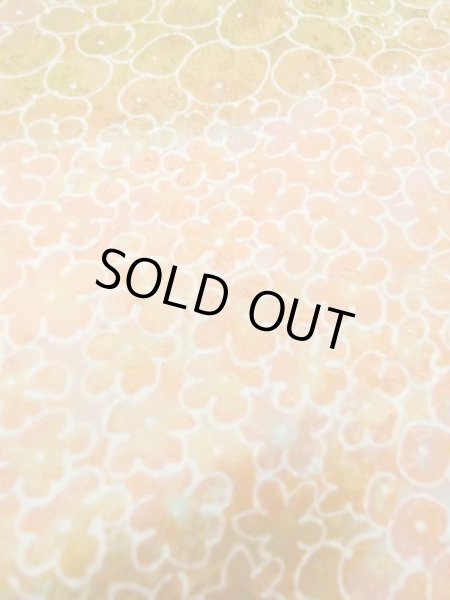 画像10: M0907Y  女性用 羽織  化繊 薄い 黄み 桃色, 花 【中古】 【USED】 【リサイクル】 ★★★★☆ (10)