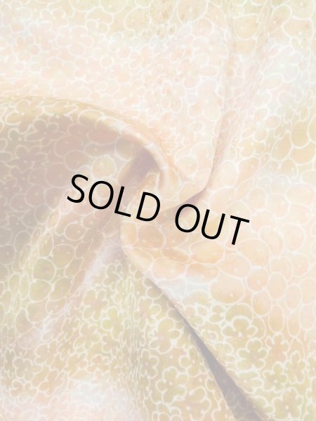 画像11: M0907Y  女性用 羽織  化繊 薄い 黄み 桃色, 花 【中古】 【USED】 【リサイクル】 ★★★★☆ (11)