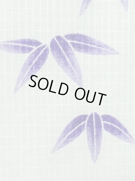 画像7: M0914L  女性用 浴衣（海外製）  綿   白, 花 【中古】 【USED】 【リサイクル】 ★★☆☆☆ (7)