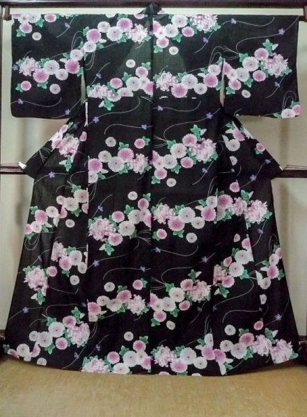 画像1: M0914R  女性用 浴衣（海外製）  綿   黒, 桜 【中古】 【USED】 【リサイクル】 ★★☆☆☆ (1)