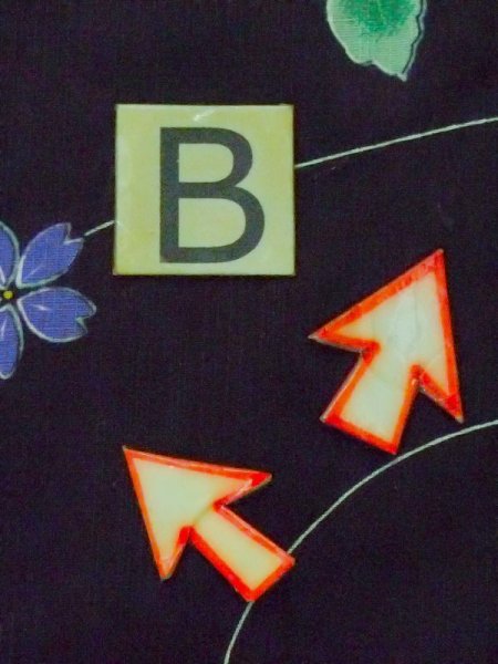 画像13: M0914R  女性用 浴衣(海外製)  綿   黒, 桜 【中古】 【USED】 【リサイクル】 ★★☆☆☆ (13)