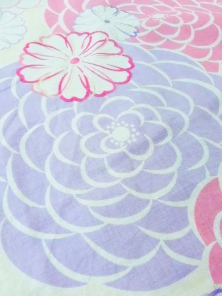 画像9: M0914S  女性用 浴衣(海外製)  綿   アイボリー, 花 【中古】 【USED】 【リサイクル】 ★★★☆☆ (9)