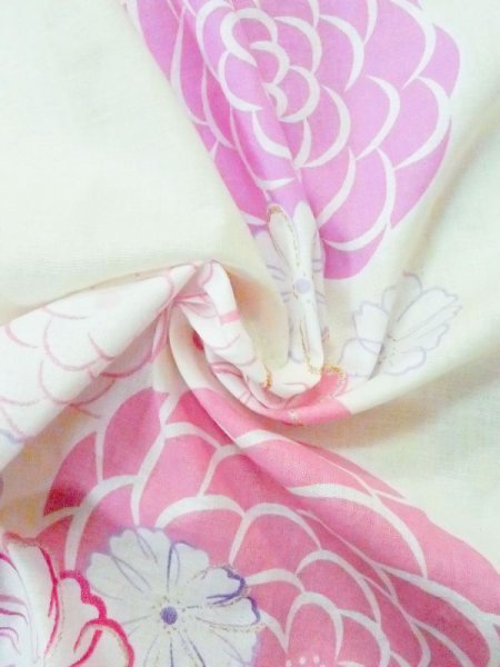 画像11: M0914S  女性用 浴衣(海外製)  綿   アイボリー, 花 【中古】 【USED】 【リサイクル】 ★★★☆☆ (11)