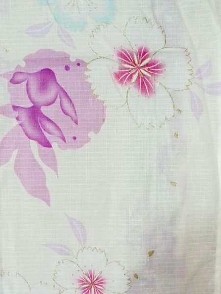 画像3: M0914U  女性用 浴衣(海外製) 金魚柄 綿   オフ ホワイト, 桜 【中古】 【USED】 【リサイクル】 ★★☆☆☆ (3)