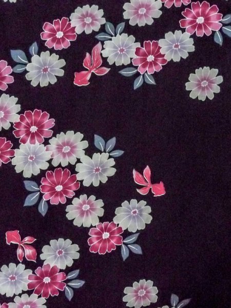 画像3: M0914V  女性用 浴衣(海外製) 金魚、コスモス柄 綿   黒,  【中古】 【USED】 【リサイクル】 ★★★☆☆ (3)