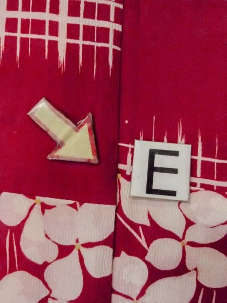 画像19: M0922B  女性用 襦袢  シルク(正絹)   アイボリー, 花 【中古】 【USED】 【リサイクル】 ★★☆☆☆ (19)