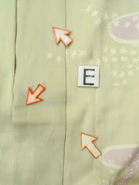 画像18: M0922D  女性用 襦袢  シルク(正絹)  淡い オリーブ, 花 【中古】 【USED】 【リサイクル】 ★★☆☆☆ (18)