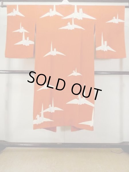 画像2: M0922E  女性用 襦袢 折り鶴柄 シルク(正絹)   赤色, 鶴 【中古】 【USED】 【リサイクル】 ★★★☆☆ (2)