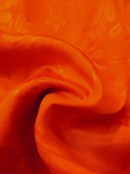 画像11: M0922J  女性用 襦袢  シルク(正絹)   橙色, 菊 【中古】 【USED】 【リサイクル】 ★☆☆☆☆ (11)