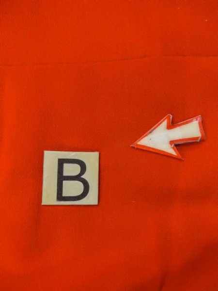 画像14: M0922K  女性用 襦袢  シルク(正絹)   赤色, 笹 【中古】 【USED】 【リサイクル】 ★★★☆☆ (14)